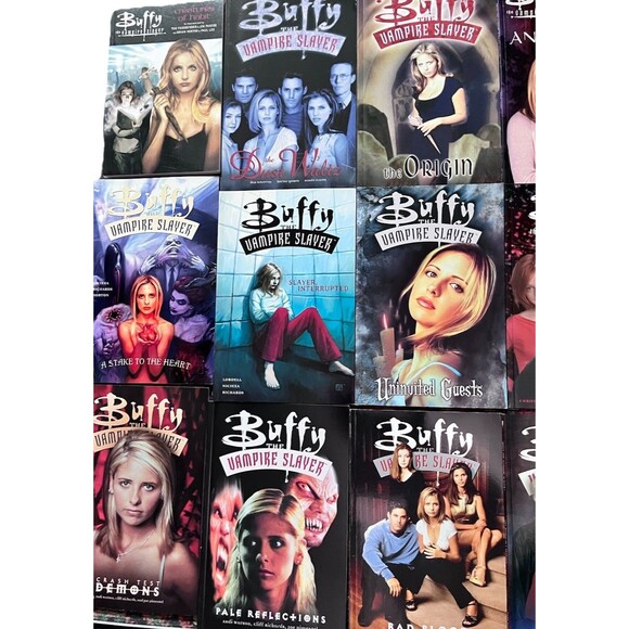 Lot Of 22 Buffy The Vampire Slayer - Trade Paperback Books - Picture 4 of 10